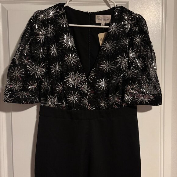 Adelyn Rae x Nuuly Sequined V-Neck Jumpsuit NWT - Picture 4 of 6